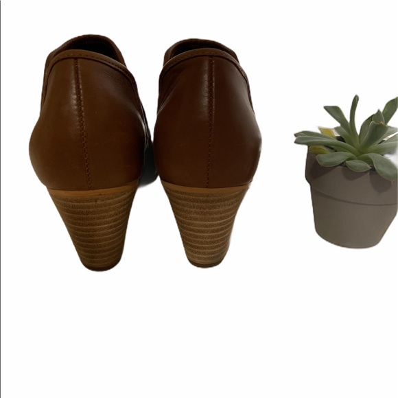 Lien Do Booties - Picture 6 of 7